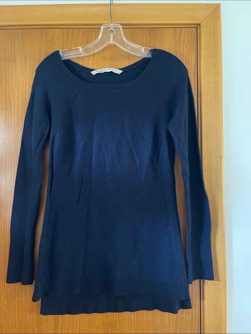 Athleta Navy Scoop-Neck Long-Sleeve Knit Sweater